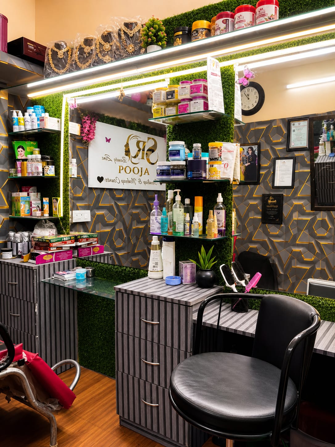 Lotus Beauty Zone Muddebihal